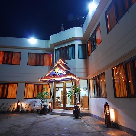 Hotel Amazing Kaytu Taungoo Esterno foto